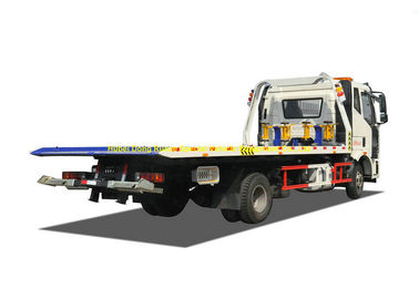 Chine FAW naufrageur à plat de camion de récupération de route de 8 tonnes pour le transporteur de véhicule de SUV de voiture fournisseur